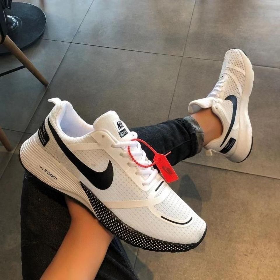 new summer moon landing mesh breathable men's shoes breathable soft sole leisure sports fitness running