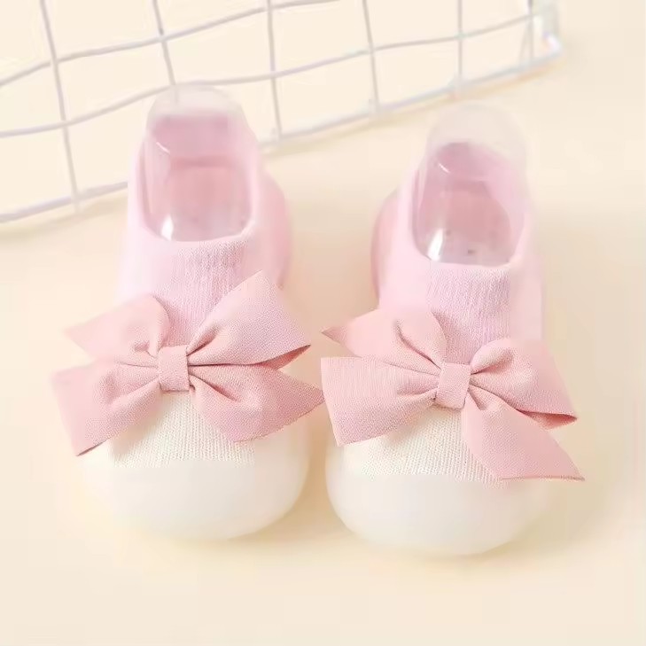 Bow shaped baby girl princess style indoor and outdoor anti slip and anti-collision baby walking shoes and socks
