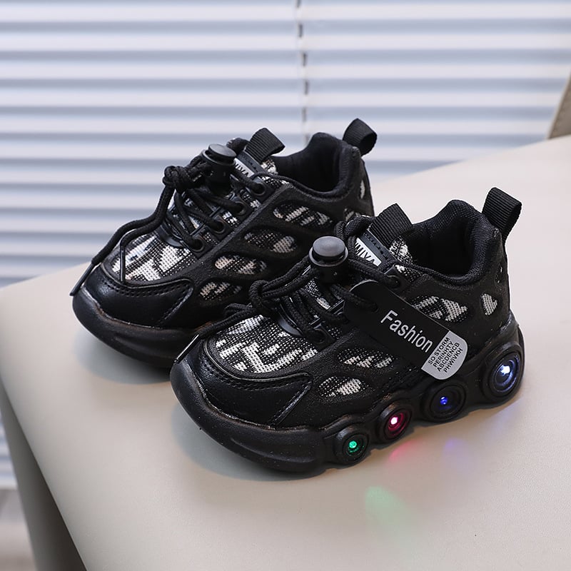 Kids Shoes Boys LED Sneakers Waterproof Light Shoes Children Luminous Sport Casual Shoes Sneakers Breathable School Trainers