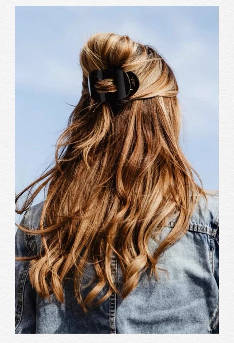 Fashion Oval Hair Claw Clip for Women New Design Leopard Matte Curved Flat Styling Barrettes Acrylic Lying Down Hair Accessories