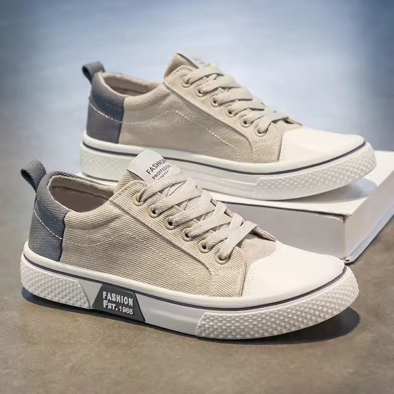 Mens Shoes New Mens Canvas Shoes Comfortable Plus Size 39-44 Skateboarding Shoes Wear Resistant Fashion Men Casual Sneakers