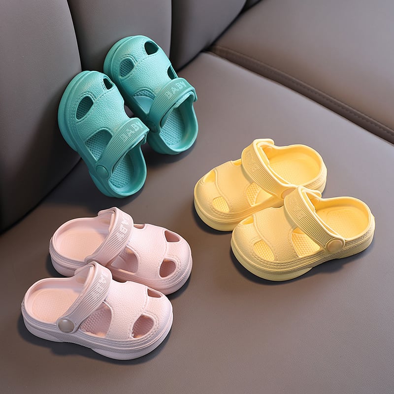 Children's ripped shoes summer boys' soft-soled beach shoes female baby cartoon children's sandals and slippers
