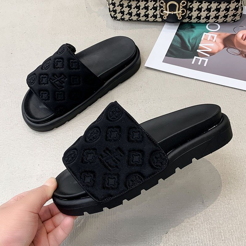 European Station Velcro Slippers Women's Summer Outwear New Thick Sole Girls' Slippers Anti slip Lazy Slippers