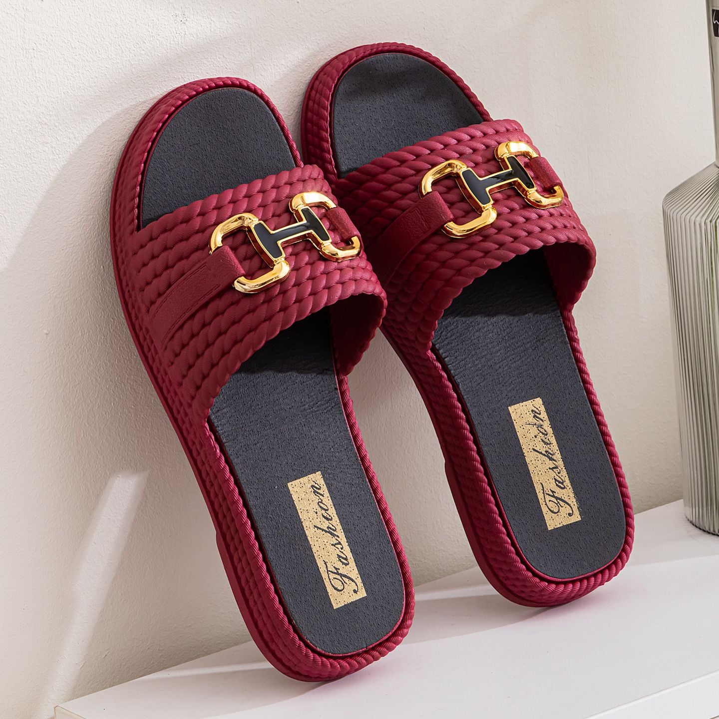 Women's Slippers Trendy Style Beach Slippers Can Be Worn Out Premium Fashion Women's Casual