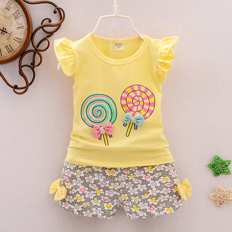 Ones girls summer flying sleeves lollipop t-shirt clothing set Korean baby kids cotton suit
