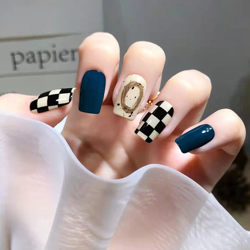 24Pcs Detachable Black Ballerina French False Nails Leopard Wearable Fake Nails butterfly Pattern Full Cover Nail Tips