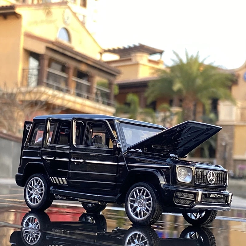 1：24 large Mercedes-Benz G63 metal car model simulation sound and light pull back off-road toy car SUV collection ornaments