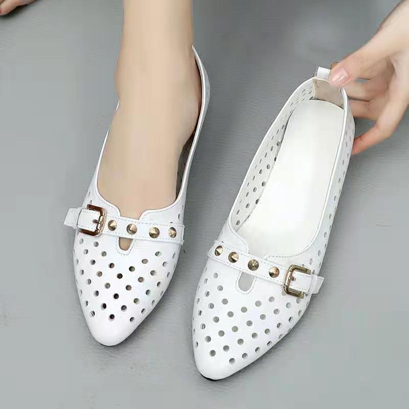 Women's Spring Hollow out Soft Bottom Sandals Breathable Anti-Slip Rubber Sole Comfortable Slip-On Shoes for Middle-Ag