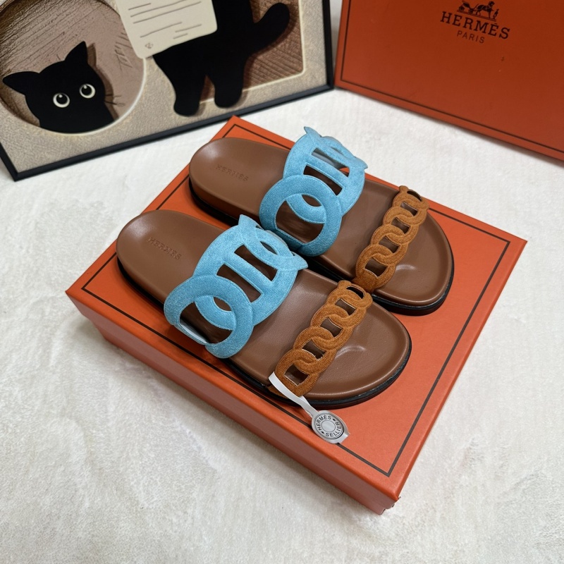Hermes pig nose woven Roman half slippers female summer outside wear leather hollow two uncle drag a stirrups beach flat sandals