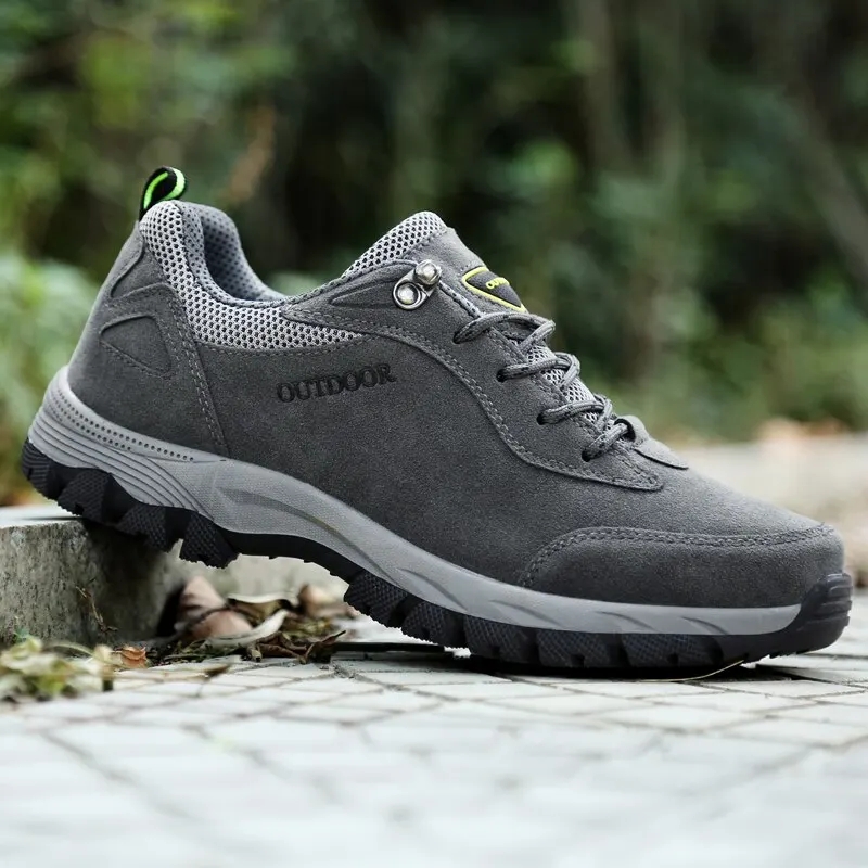 large size walking shoes men fall and winter outdoor non-slip hiking shoes boots