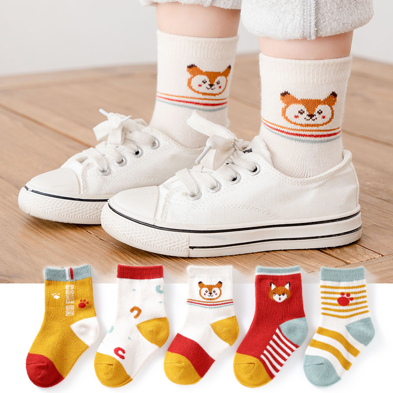 5 pairs of medium tube pure male autumn and winter female baby cartoon children's socks polyester cotton floor socks