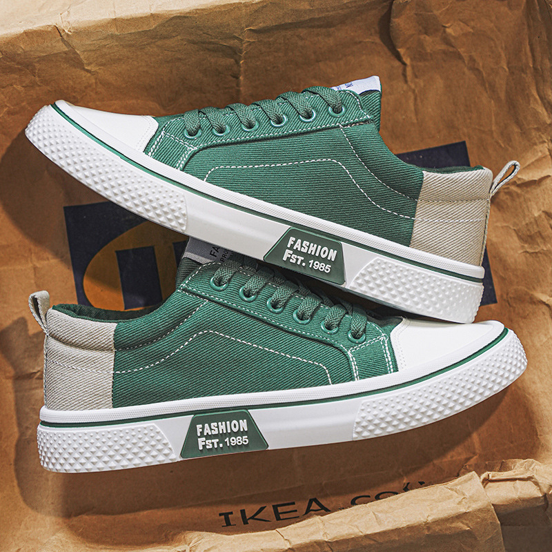 Men's new breathable and versatile skateboard shoes, men's soft soled casual sports trend fashionable canvas shoes