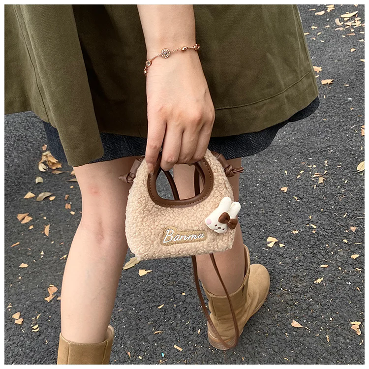 Fluffy Mini Handbags Embroidery Cute Letters Print Rabbit Appliques Fleece Crossbody Bag Casual Female Lipstic Messenger Packs