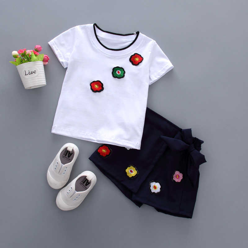 children suit Girl sets cute petal top T-shirt + shorts 2 pieces Baby girl clothes sets