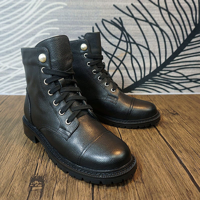 Martin boots female British wind new bootsboots handsome breathable autumn and winter thick black motorcycle boots