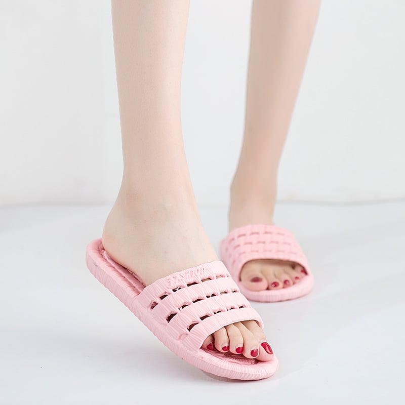 slippers four seasons bath leaky slippers men and women soft bottom hollow anti-skid couple bathroom sandals
