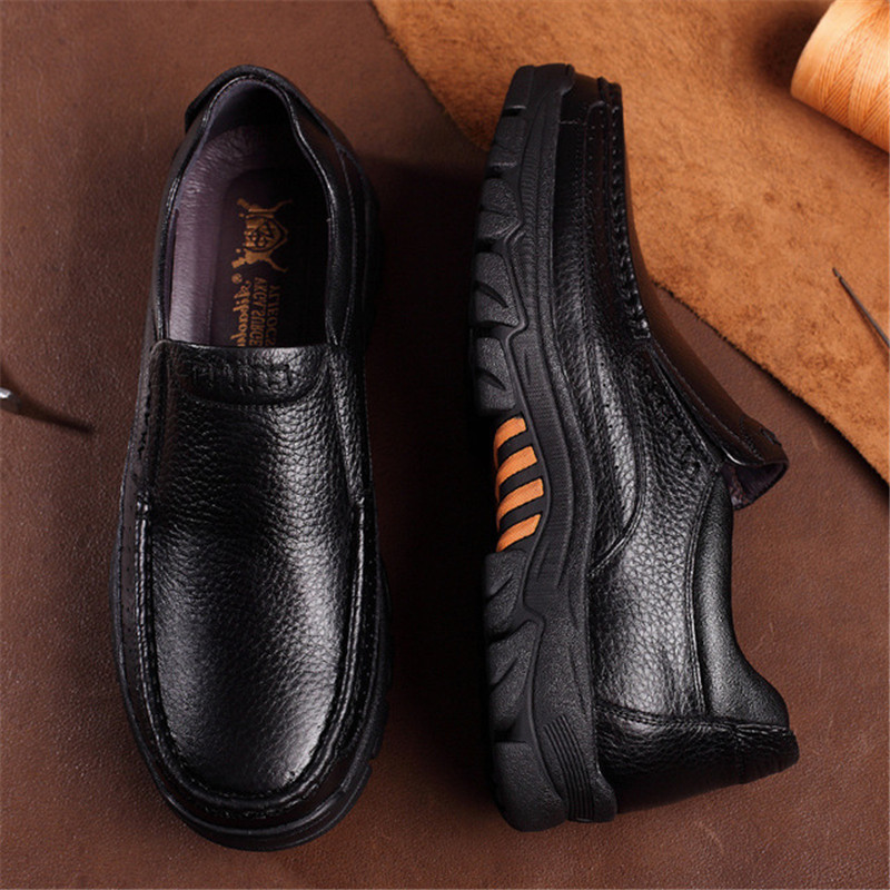 2025 Newly Men's Genuine Leather Shoes Size 38-46 Head Leather Soft Anti-slip Driving Shoes Man Spring Business Dress Shoes
