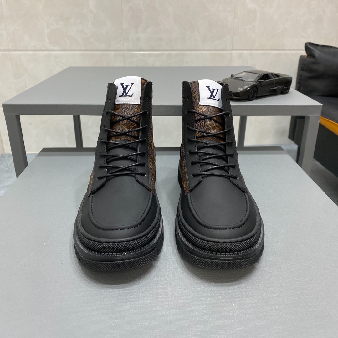 Prada Martin boots non-slip shock absorption hiking shoes comfortable and wear-resistant short boots retro outdoor shoes 38-44