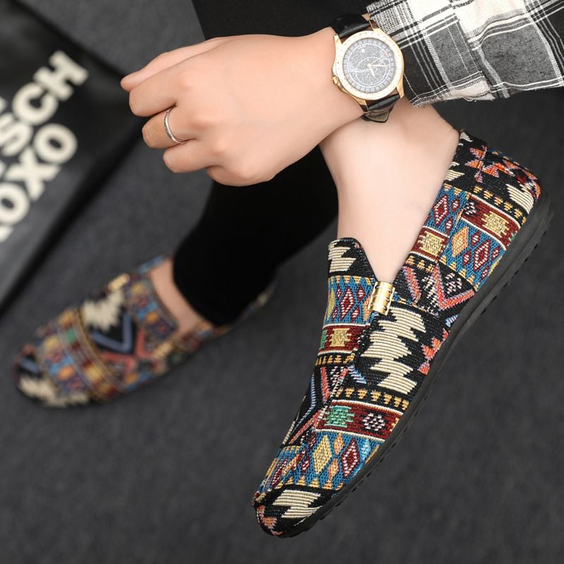 Men's Shoes 2025 Spring New Fashion Lace Up Casual Shoes Mixed Colors Versatile Comfortable Canvas Shoes Lightweight Sneakers