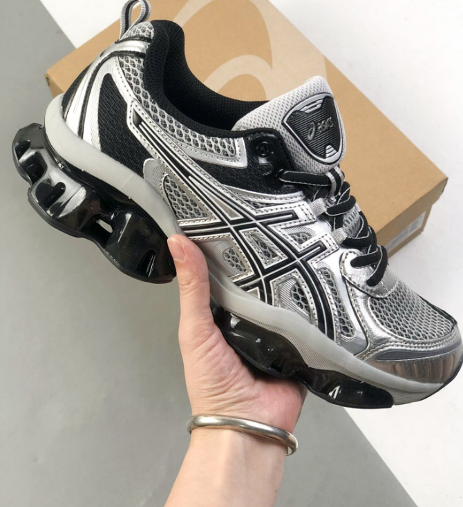 Asics new fashionable and versatile comfortable and breathable sports shoes