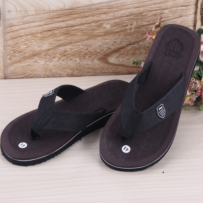 Men's Summer Sandals – Trendy, All-Day Comfort Beach Slippers with Contoured Footbed, Water-Resistant Design & Modern Minimalist
