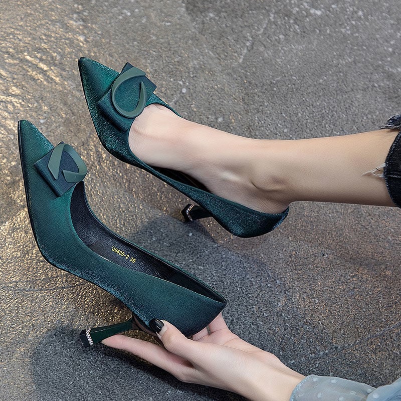 Green banquet shoes evening high heels women's spring new pointy satin stiletto heel with a heel height of 7cm