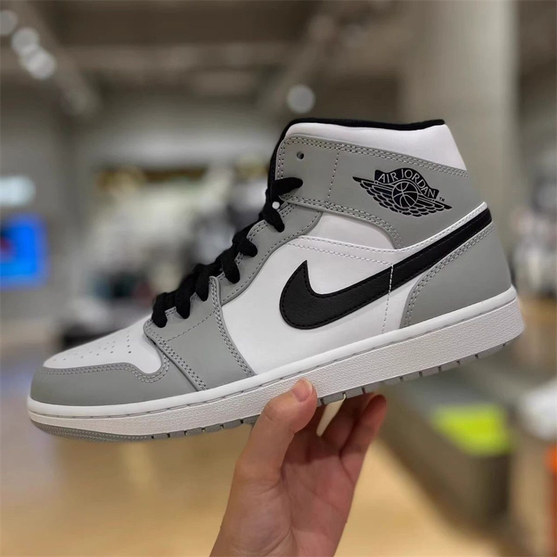 Men's high-top fashion leather sneakers trend hot selling comfortable women casual shoes outdoor non-slip breathable men's shoes