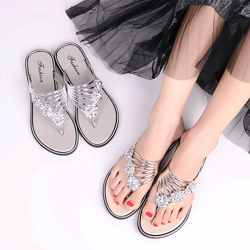 Women's slippers Summer sandals New style flat bottom pinch leg women's shoes Light slippers Women's casual flip flops