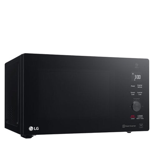 LG 42L NEOCHEF™ STAINLESS STEEL MICROWAVE WITH SMART INVERTER, GRILL OVEN