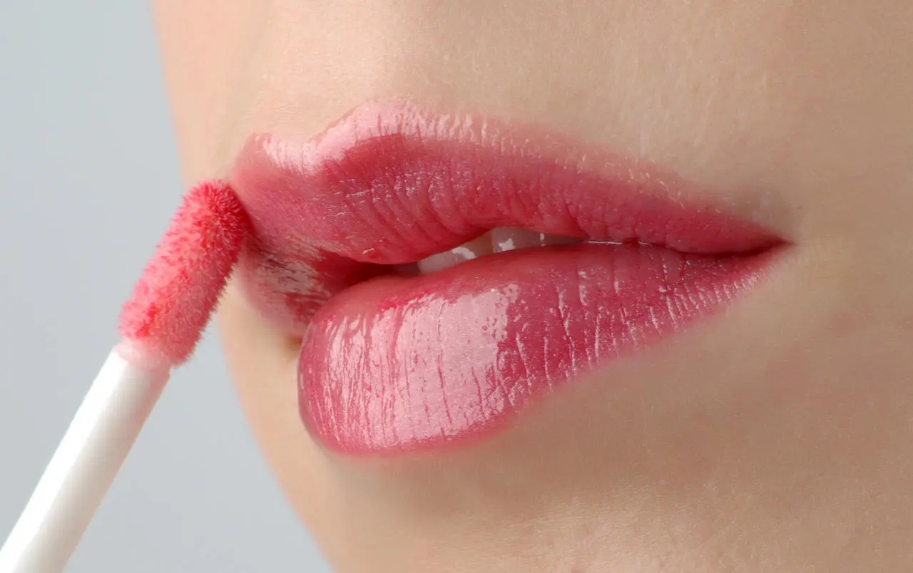 5ml Lip Glaze Lipstick Empty Tube Mini Pencil DIY Injection Molded Transparent Lip Gloss Tube Cosmetic Tubing