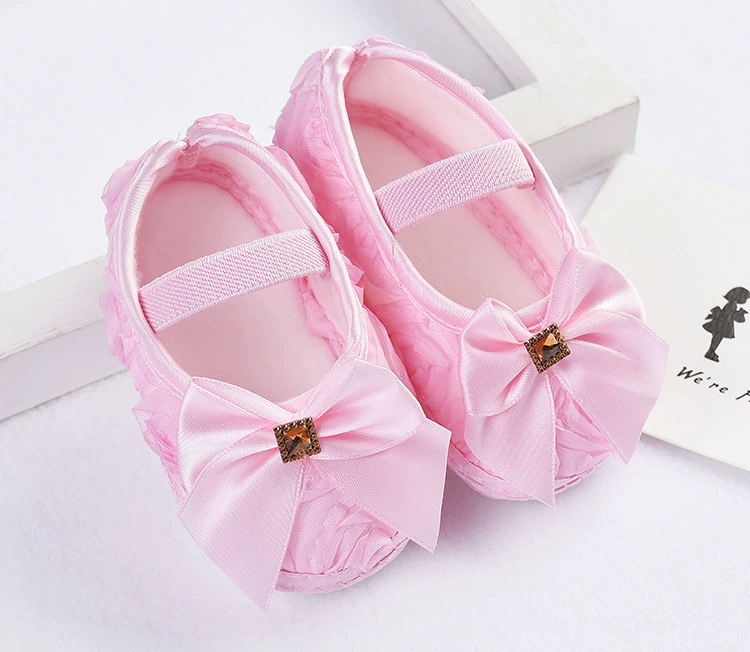 0-18M Baby Girls Shoes Cloth Baby Shoes Pink Gray White Purple Newborn Crib Shoes Bow Anti-Slip Toddler Prewalkers