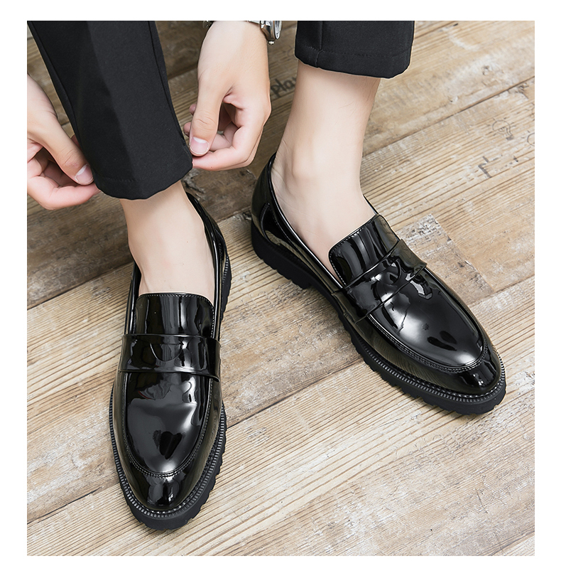 Shoes Male Pointed Loafers Patent Leather Driving Shoes Original Men Formal Club Wedding Party Shoes Men Luxury Designer Shoes