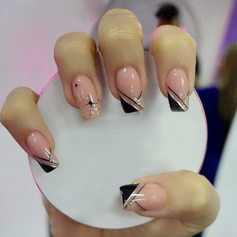 24PCS Fake Nails With double-sided adhesive tape French style Nails Press on Nails Art DIY Manicure Tool