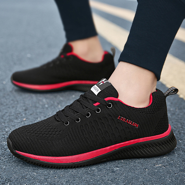 New Men's Casual Shoes Lace Up Comfortable Men's Shoes Ultra Light Flyknit Walking Sneakers Size 39-45