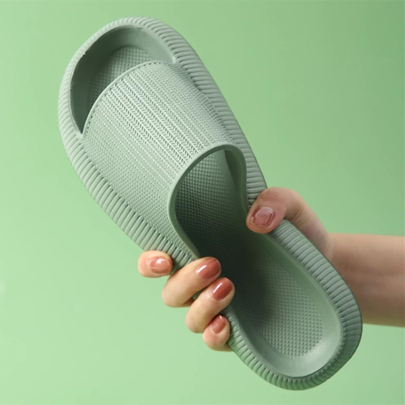 summer step on shit feeling men and women bathroom slippers household thick-soled couple flip flops EVA soft-soled indoor s