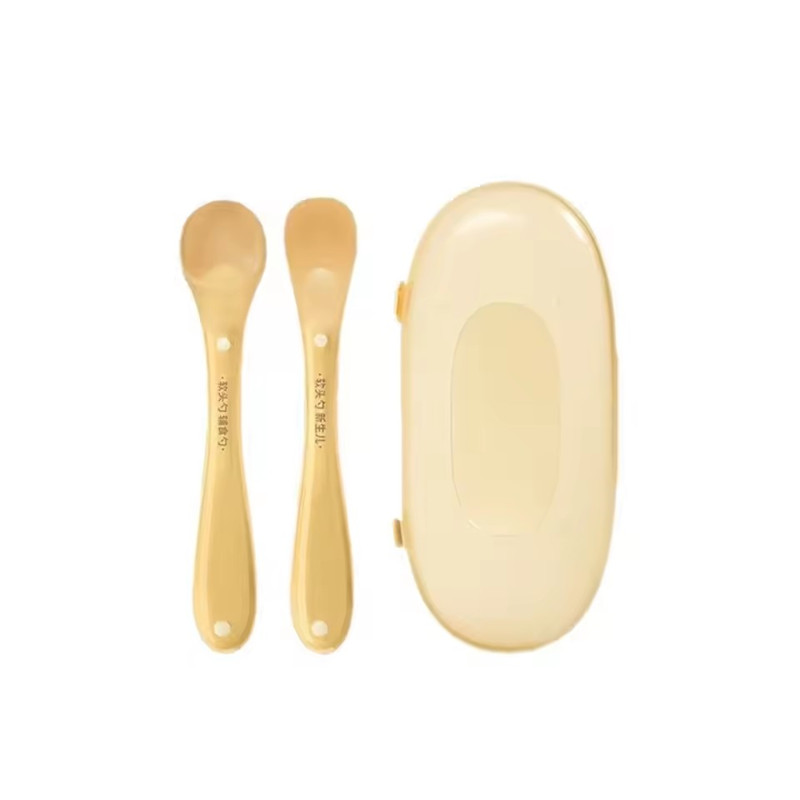 2pcs Hot Portable Baby feeding Spoon Safety Silicone with Cover Feeding Water Teething Spoon Dustproof Soft Tableware for Baby