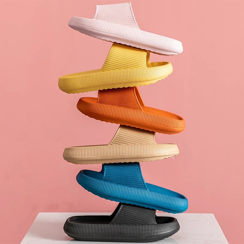 summer step on shit feeling men and women bathroom slippers household thick-soled couple flip flops EVA soft-soled indoor s