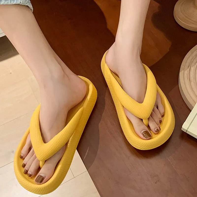 Soft Sole Eva Non-Slip Cloud Slippers Summer Indoor&Outdoor Beach Flip Flops Thick Bottom Bathroom Slides For Woman Man