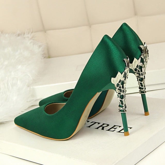 Metal Carved Thin 10cm Heel High Heels Pumps Women Shoes Pointed Toe Ladies Shoes Fashion Candy Colors Wedding Shoes Woman