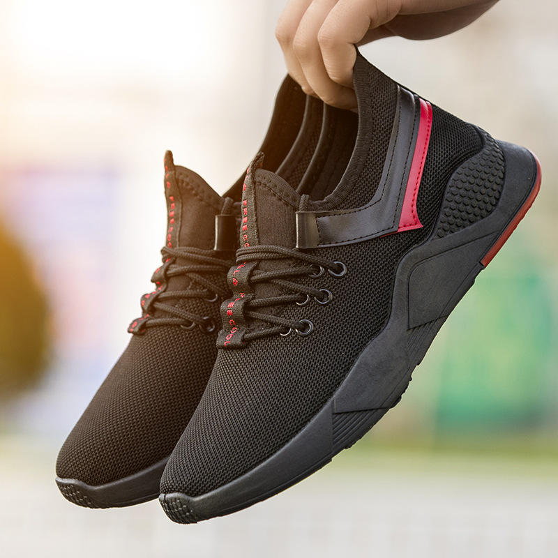 2023 New Men's Sports Shoes Soft Sole Flyknit Single Shoe Lace up Comfortable Lightweight Running Shoes