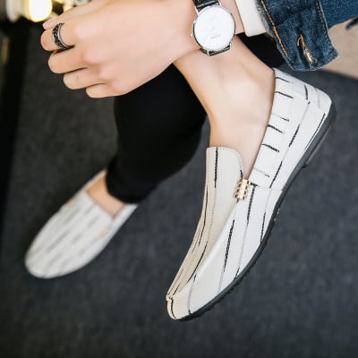Spring new men's shoes social guy casual shoes lazy tide shoes set foot peas shoes men's stripes 39-44