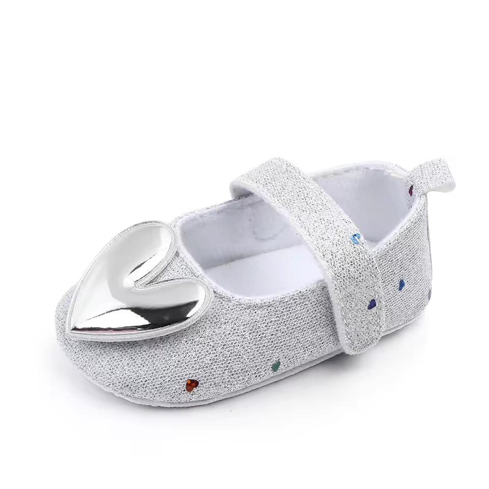 Baby Girl Toddler Shoes Baby 3D Love Heart Style Baby's First Pair of Step Shoes Breathable Non-slip Fashion