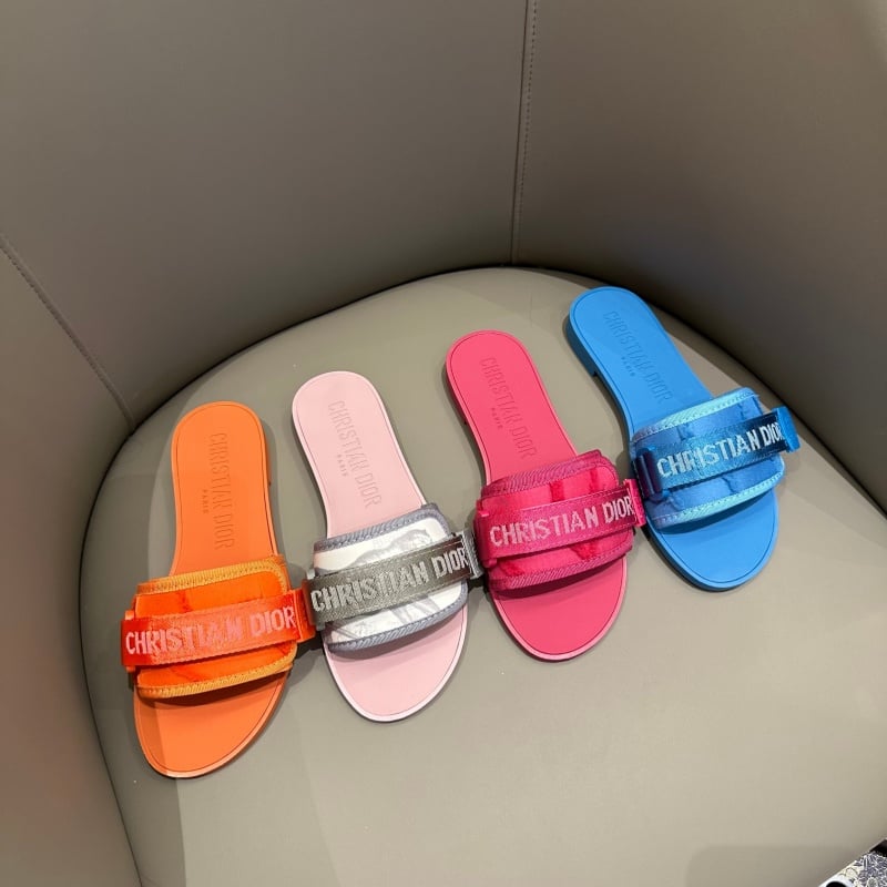 Dior slippers women's summer fashion sandals new embroidered women's slippers non-slip flat large size slippers