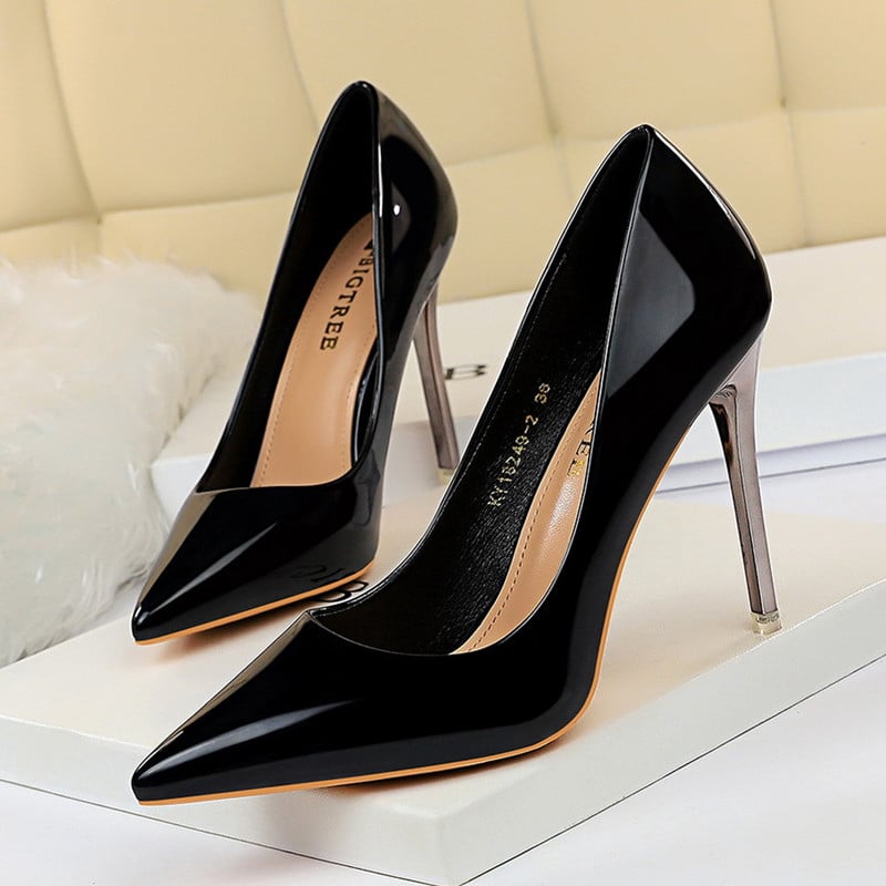 new style metal heel super high heel shiny patent leather shallow pointy sexy nightclub slim high hee