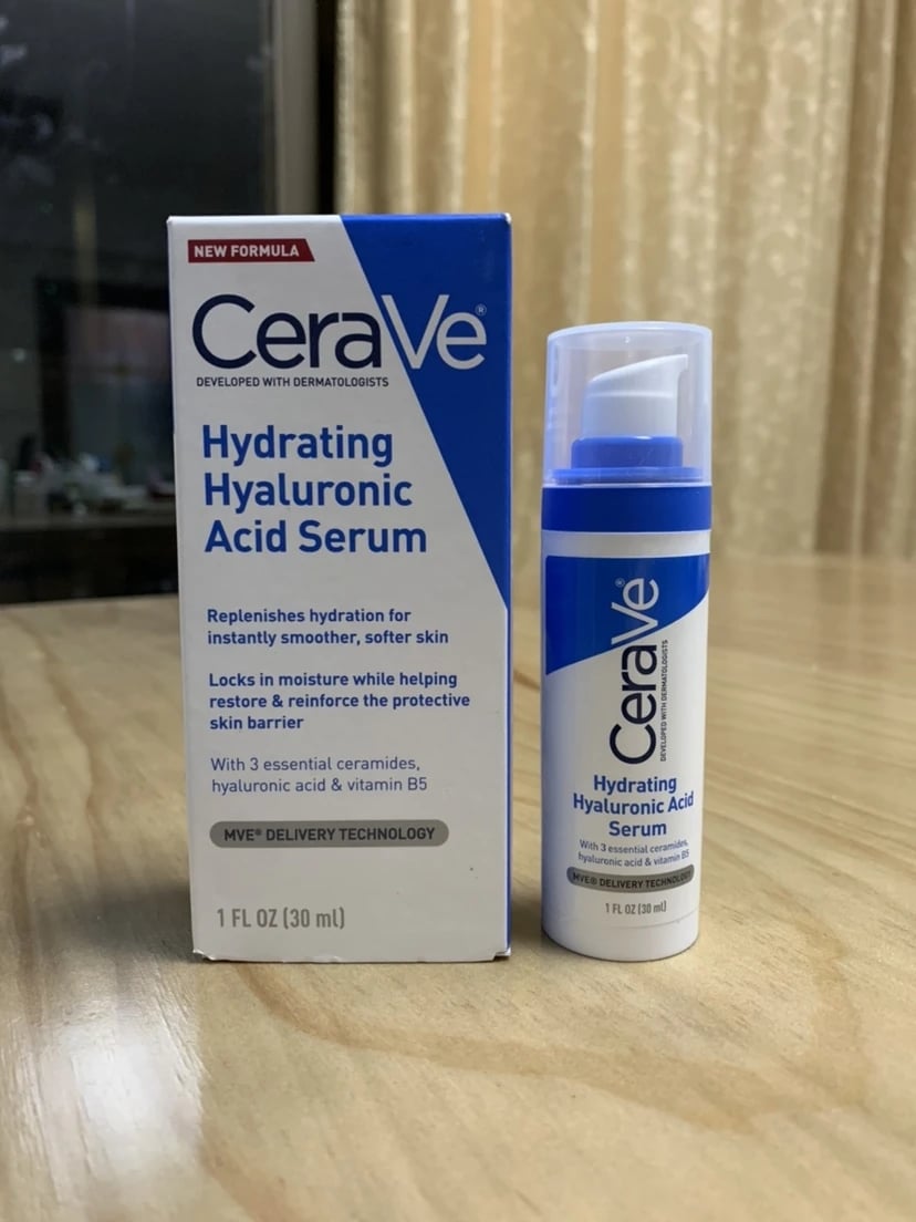 New CeraVe Resurfacing Retinol Serum Skin Renewing Retinol Serum Moisturizing Repairing Hydrating Hyaluronic Acid Serum 30ML