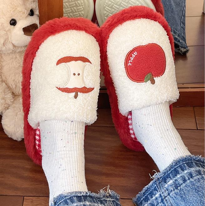 1 Pair Cute Red Apple Cotton Slippers for Women Winter Comfortable Home Use Anti-Slip Warm Maternity Slippers New Furry Slippers