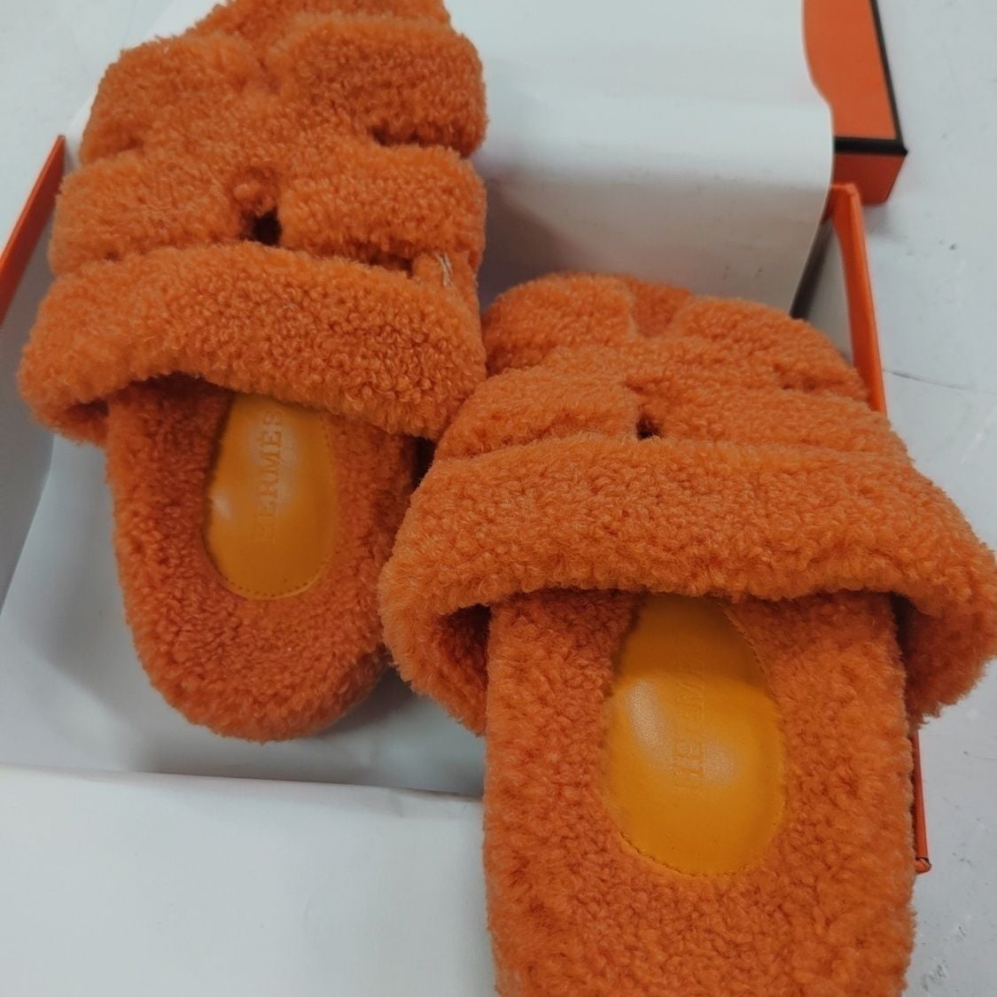 HERMES Slippers Waterproof Slippers Woman Men Indoor Slippers Lovers Home Slipper Thick Sole Femael Kitchen Shoes