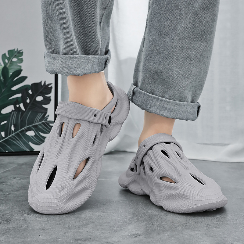 Summer Women and Men Indoor Outdoor Non-slip Slippers Beach Shoes Hollow-out Breathable Hole Cave shoes sandal