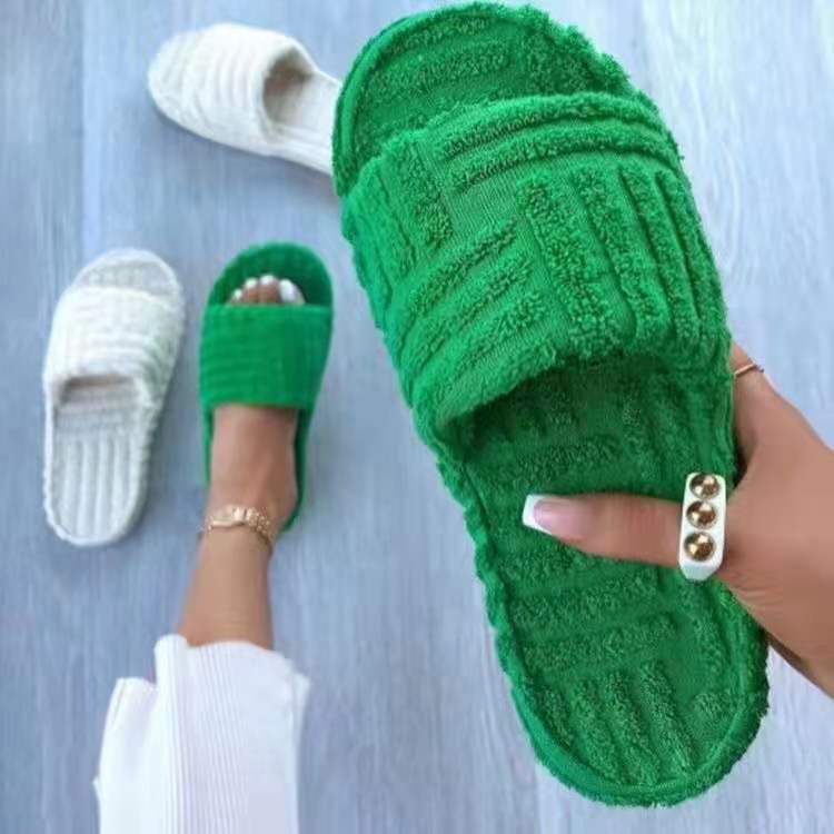 One word thick bottom fur slippers women embossed cotton drag European and American plus size fur slippers women