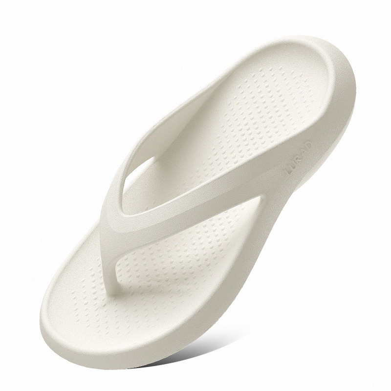 Men's summer thick soled anti slip and anti odor flip flops for men, super soft for outdoor wear on the beach, with toes tucked